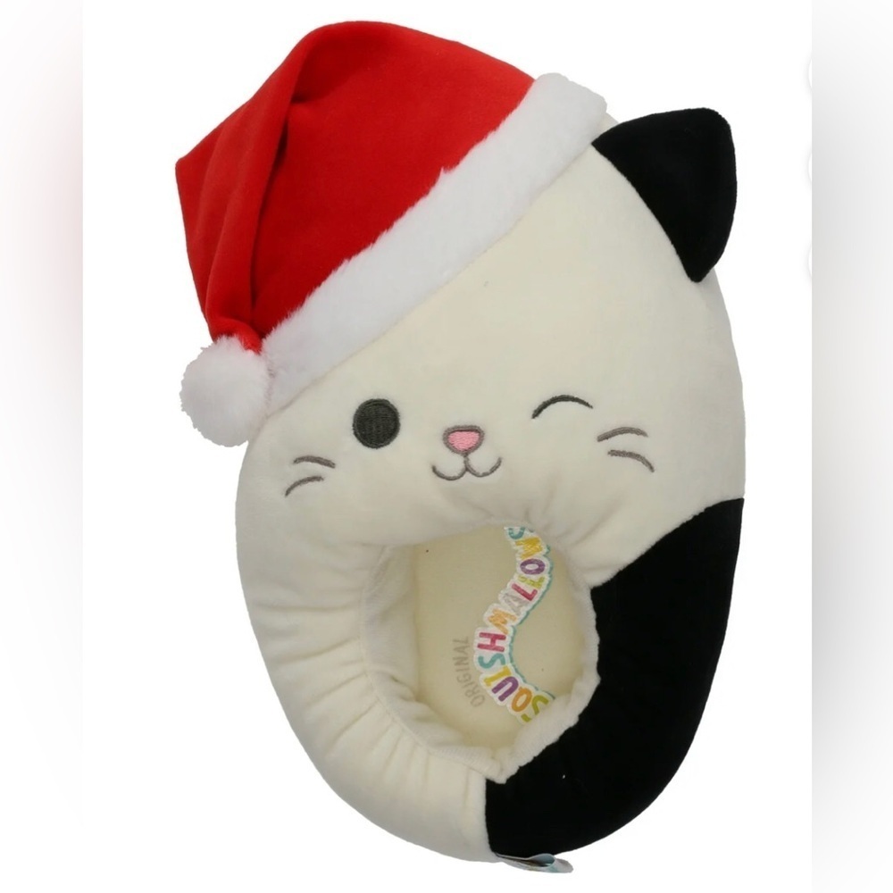 Squishmallows womens house slipper shoe size 7-8 
$38 Cam the cat